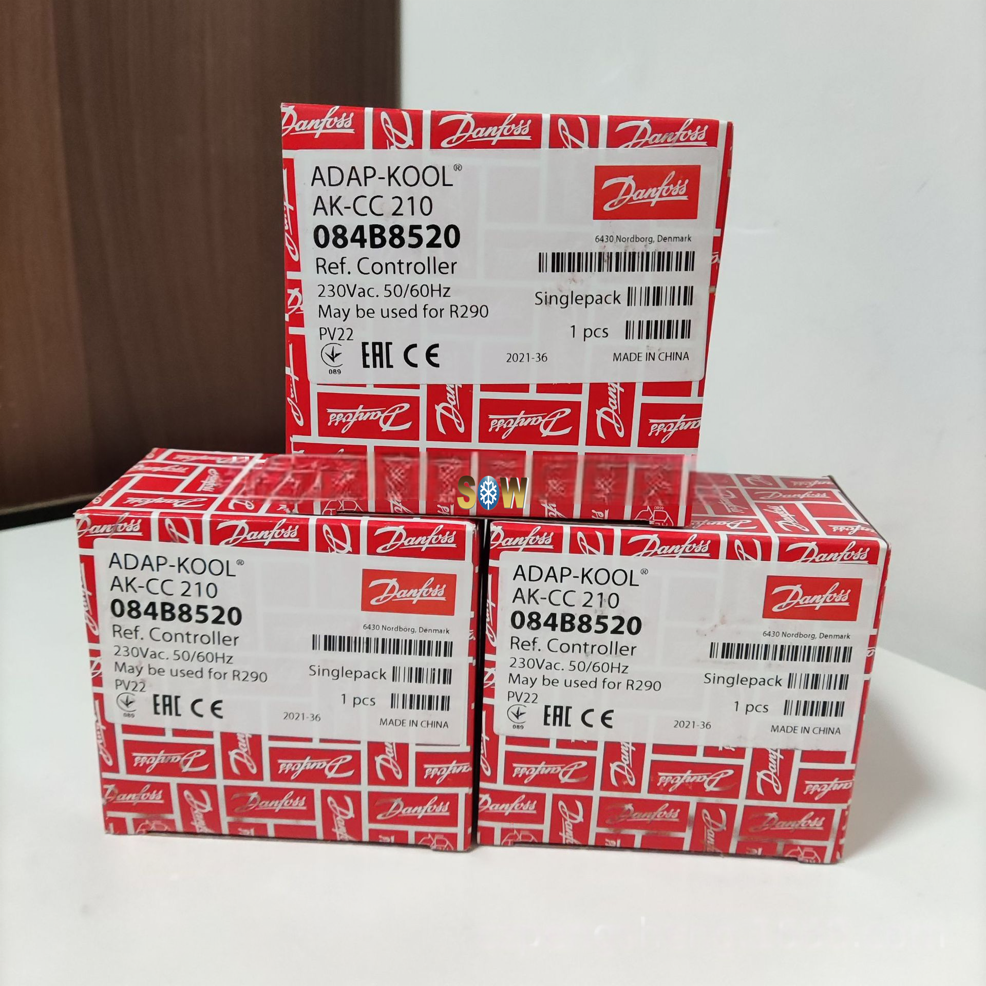 Danfoss Refrig appliance control (TXV), AK-CC 210 084B8520